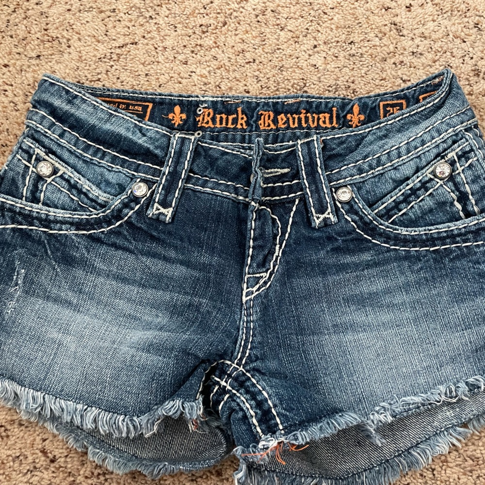 Rock Revival shorts size 26